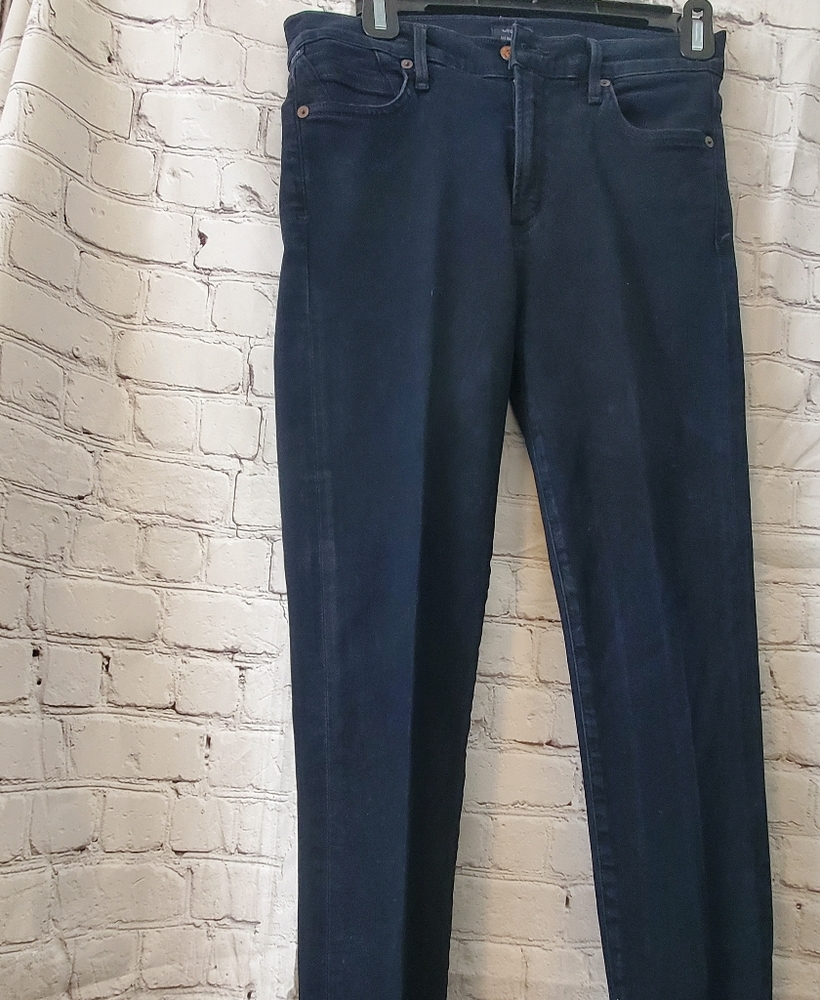 Citizens For Humanity Jeans dark denim.fringe  detail on hem. High rise skinny